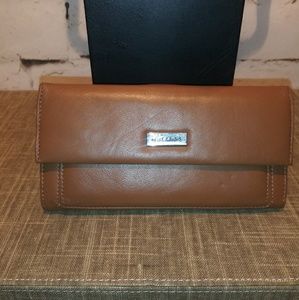 Wilsons Leather Pelle Studio Wallet NWT